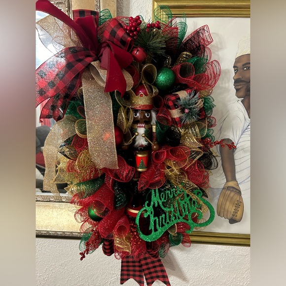 Black nutcracker wreath